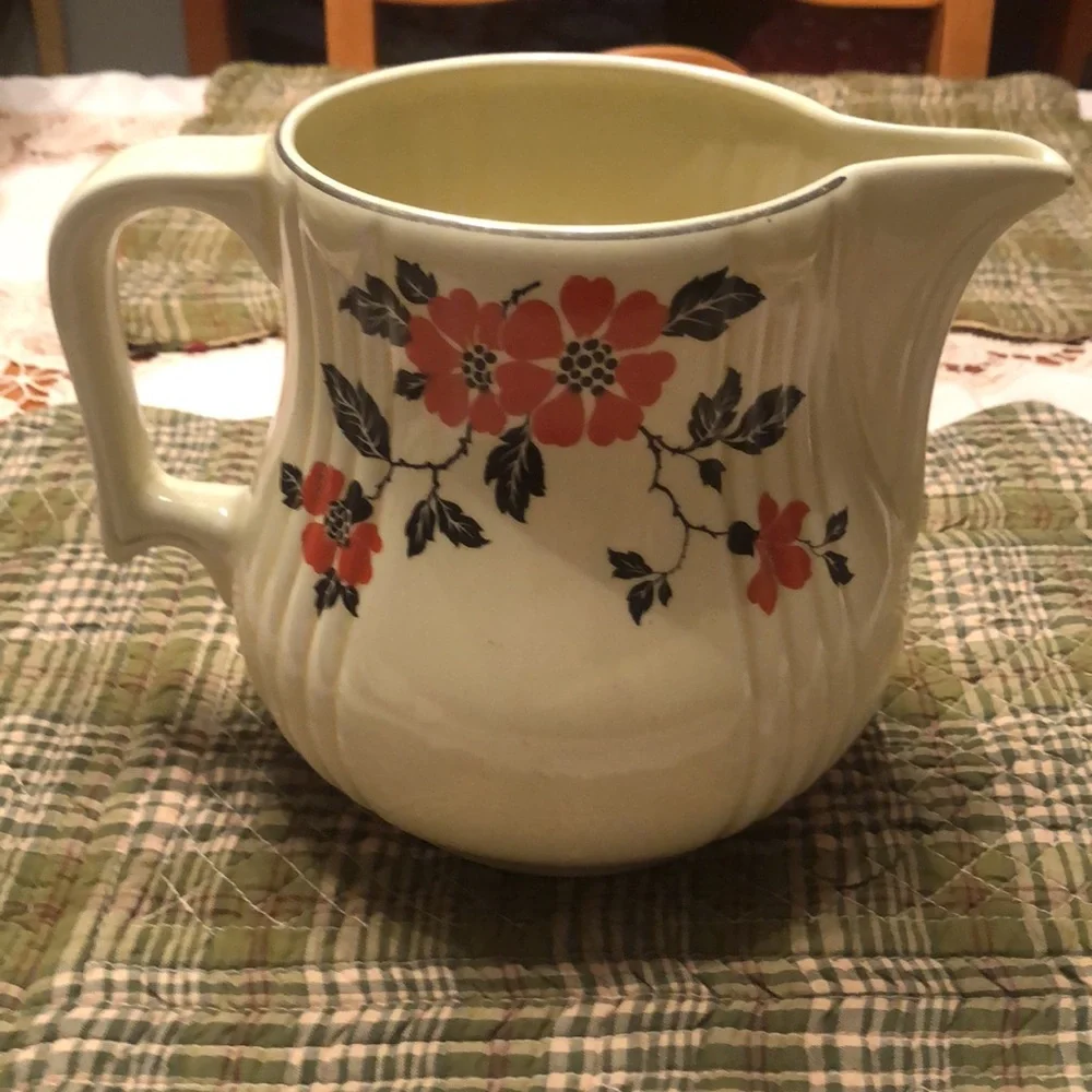 Hall’s Tea Pitcher - Picture 3 of 4